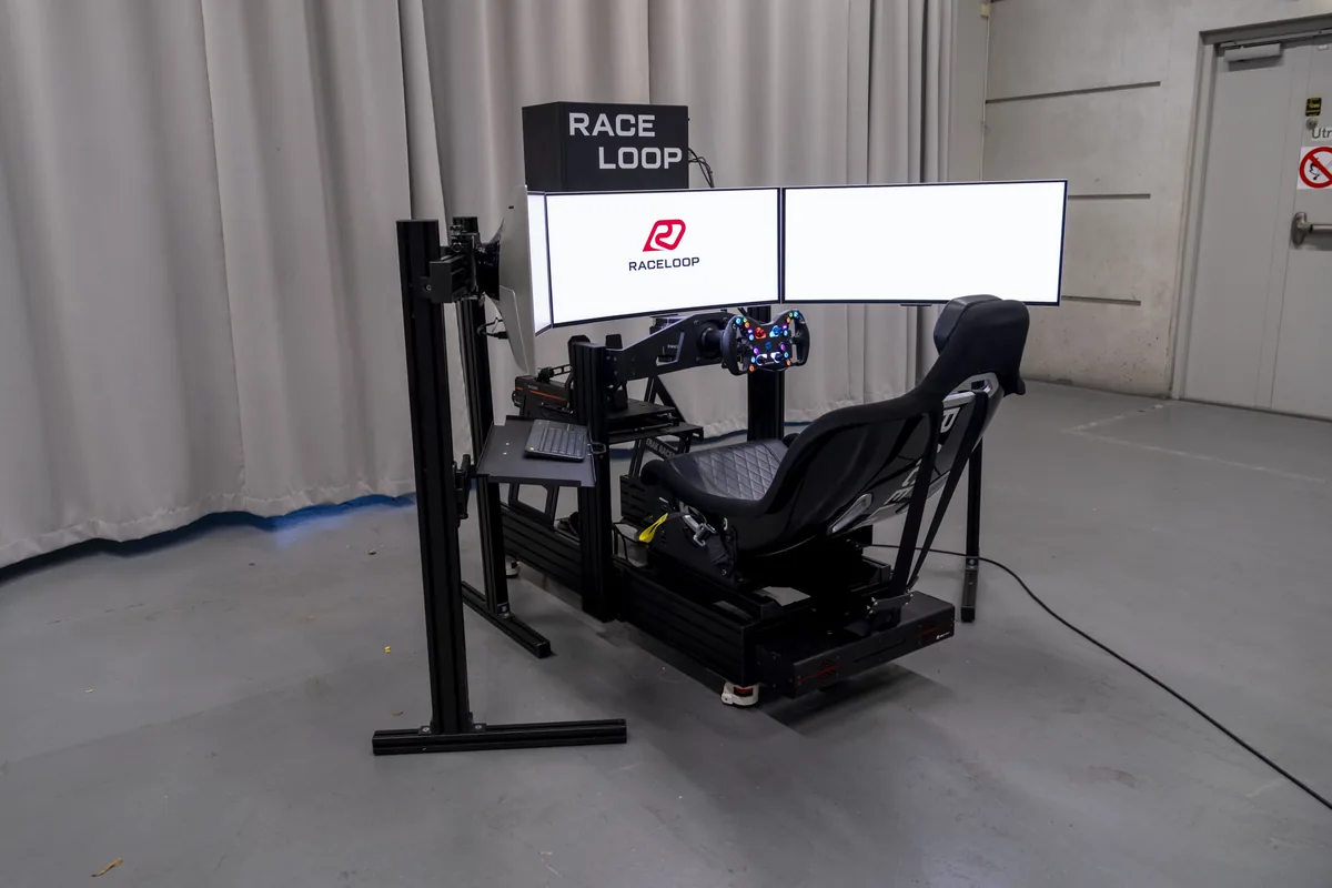Vad kostar det att hyra en racingsimulator till ett företagsevent?